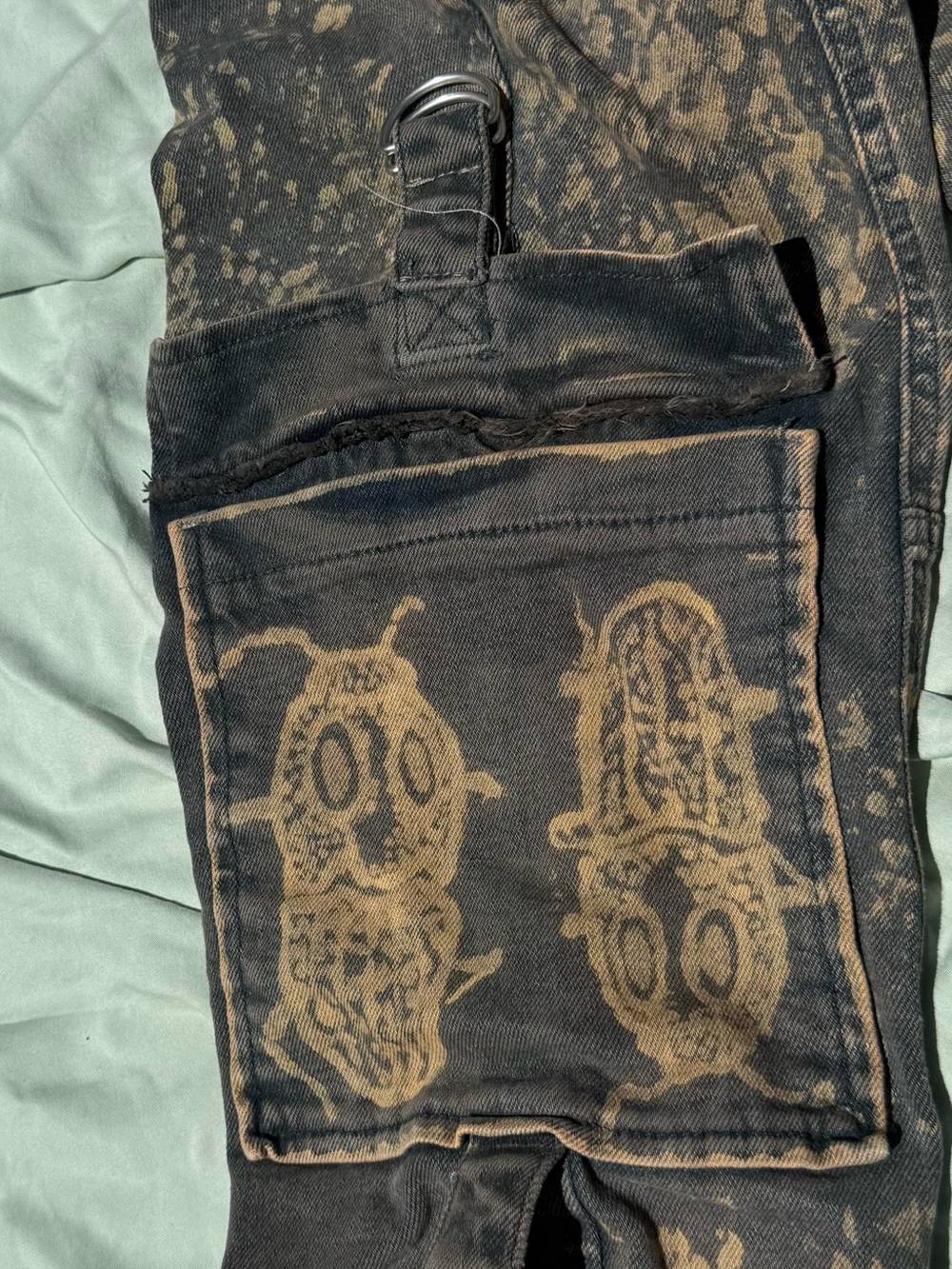 Hand painted mid rise bootcut jeans inspired by the eastern eyed click beetle!!! - Picture 6 of 12